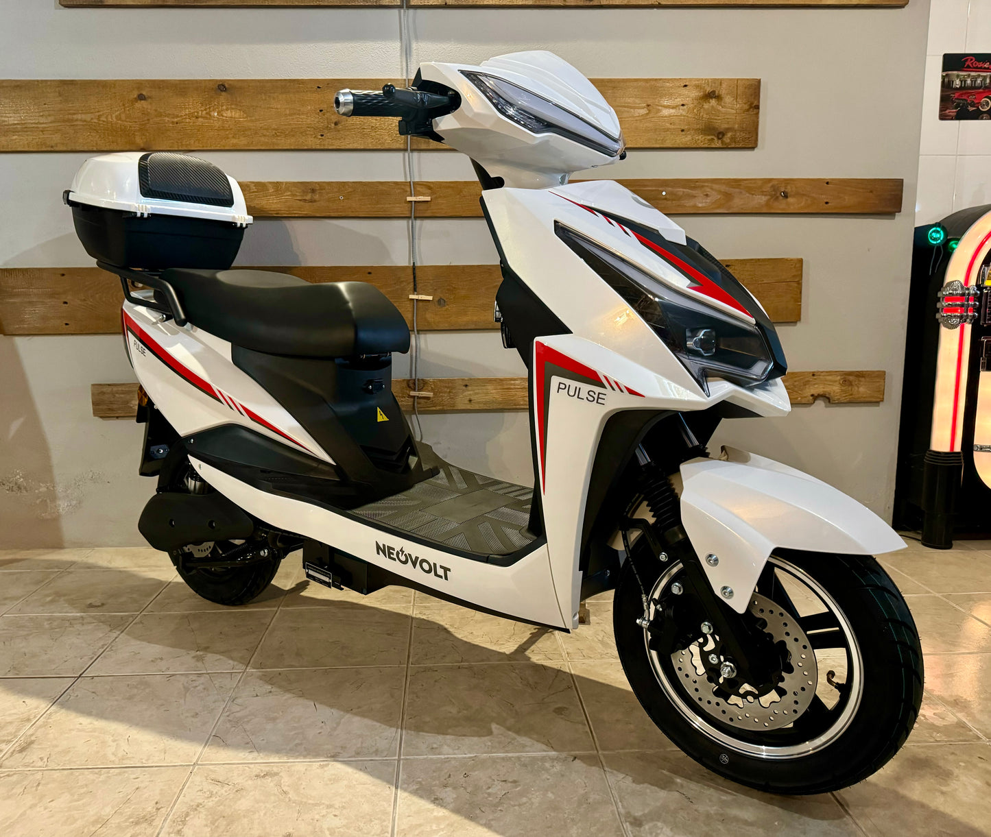 Scooter Elétrica NeoVolt Pulse white