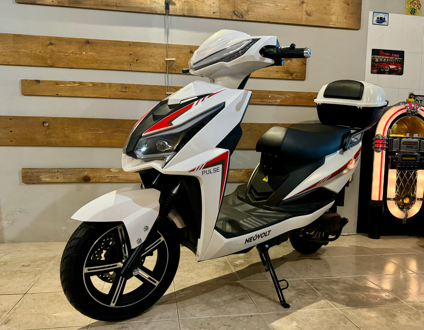 Scooter Elétrica NeoVolt Pulse white